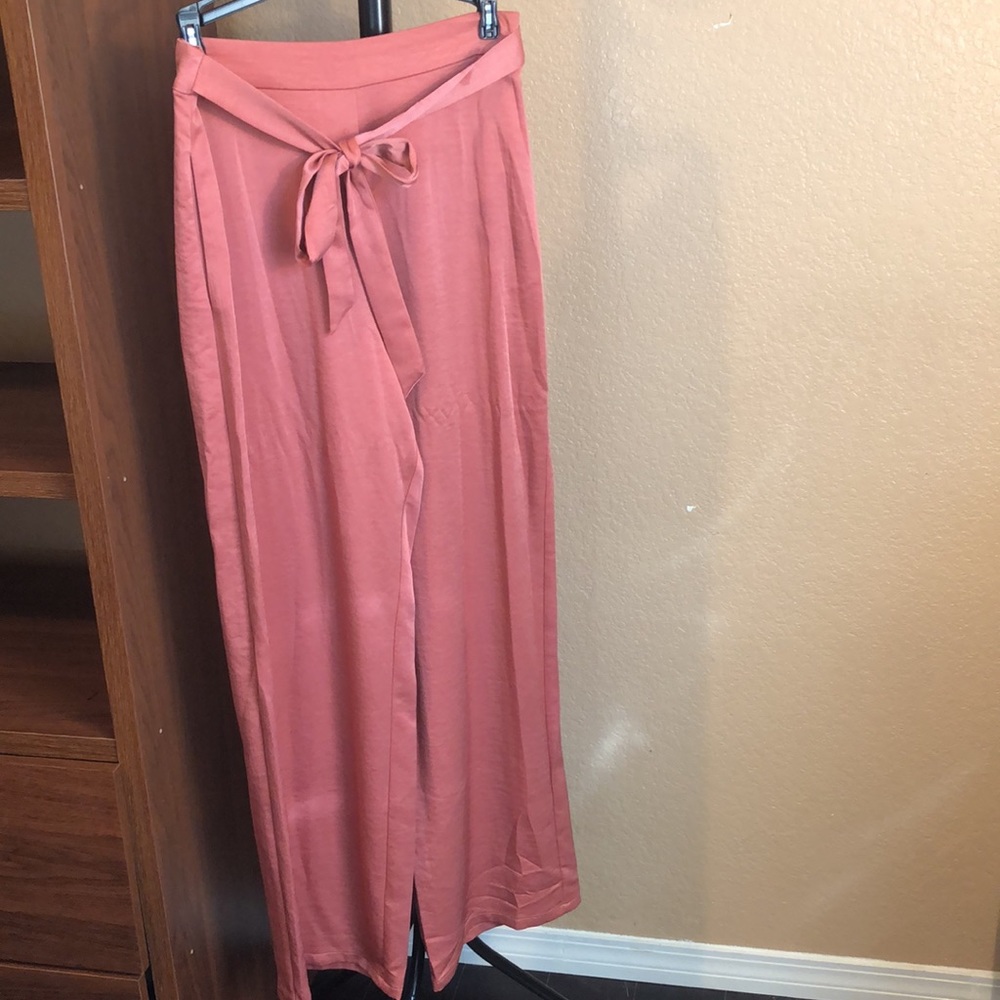 Two Piece Set - Picture 3 of 7